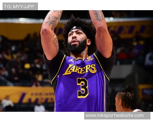 浓眉下半场发力狂砍15分14板3帽关键时刻助湖人逆转取胜