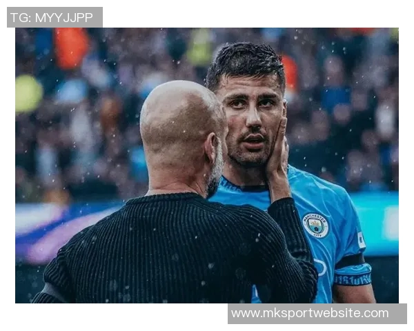 瓜帅谈罗德里训练状态多纳鲁马与特拉福德互学提升 瓜帅谈罗德里训练状态多纳鲁马与特拉福德互学提升